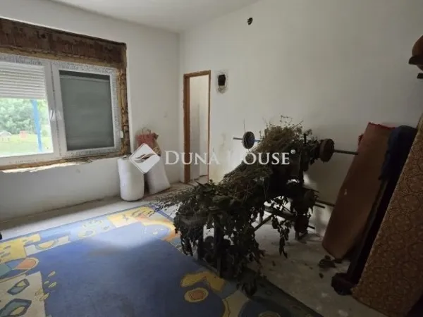 Eladó ház Kővágótőttős 52 nm