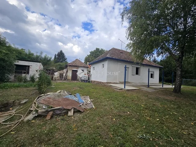 Eladó ház Kővágótőttős 52 nm