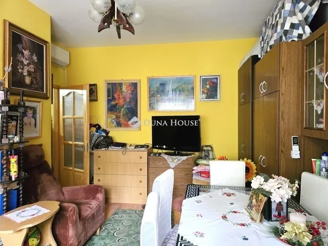 Eladó lakás Pécs, Uránváros 50 nm