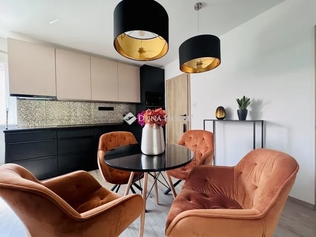 Eladó lakás Pécs, Belváros 73 nm