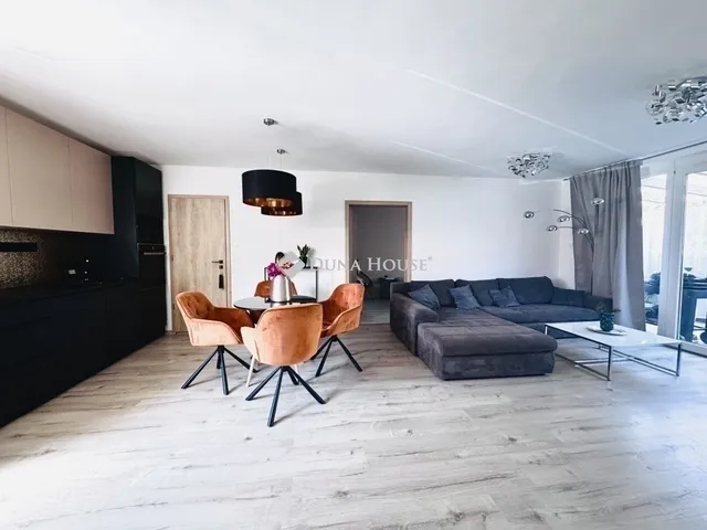 Eladó lakás Pécs, Belváros 73 nm