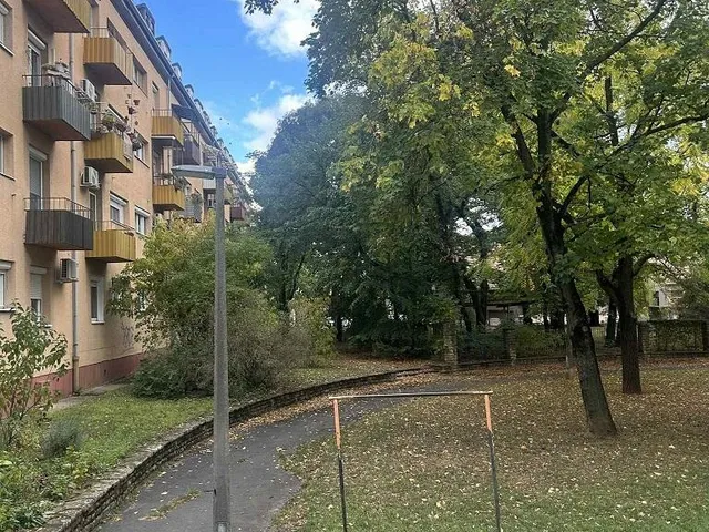 Eladó lakás Pécs, Uránváros 57 nm