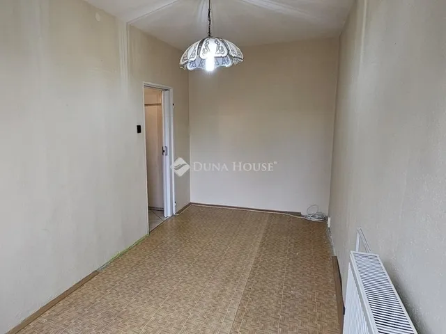 Eladó lakás Pécs, Kertváros 47 nm