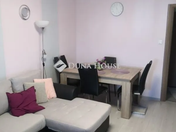 Eladó lakás Pécs, Kertváros 50 nm