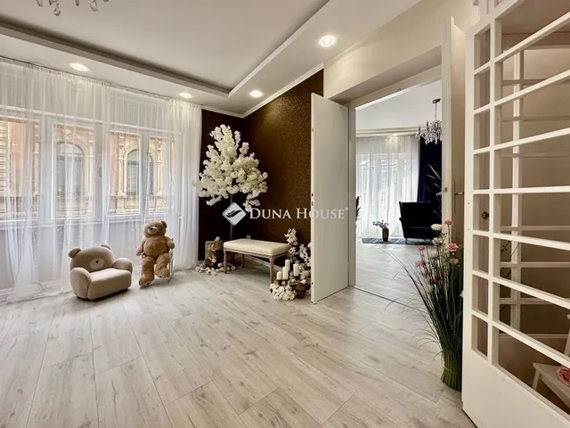 Eladó lakás Pécs, Belváros 95 nm