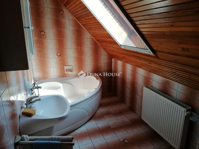 Eladó ház Siklós 120 nm