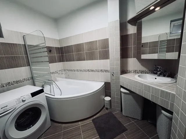 Eladó lakás Pécs, Rigóder 72 nm