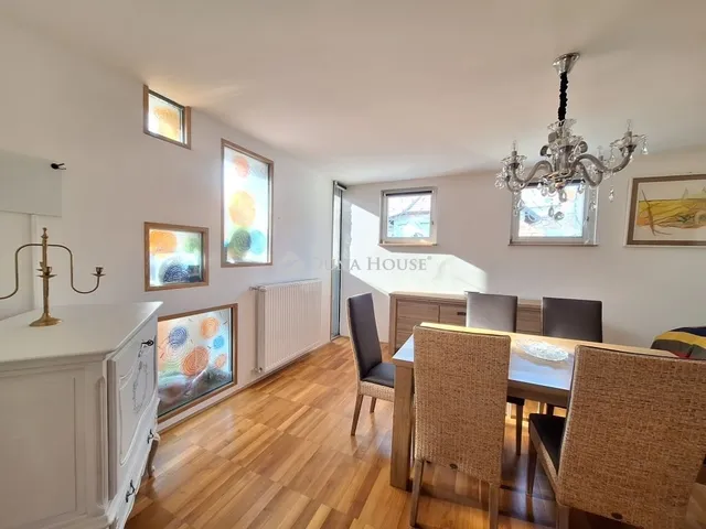 Eladó ház Pécs, Tettye 153 nm