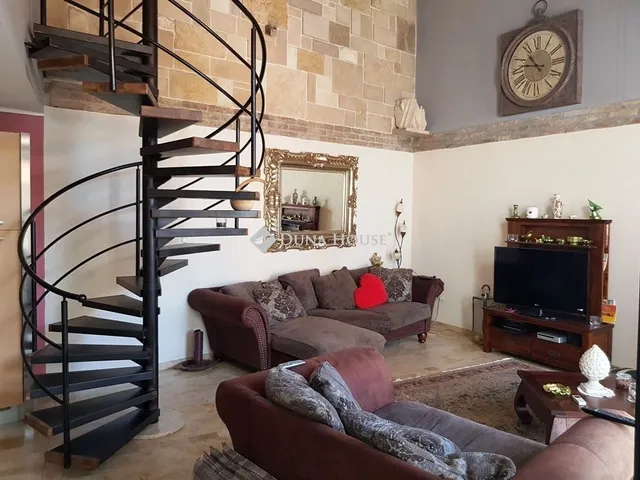 Eladó ház Pécs, Tettye 153 nm