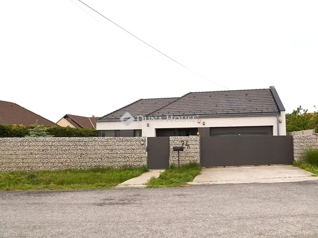 Eladó ház Nagykozár 156 nm