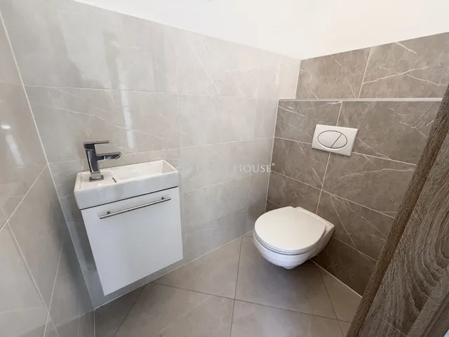 Eladó ház Pécs 96 nm