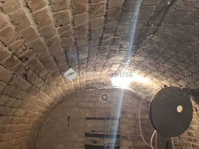 Eladó ház Pécs, Donátus 179 nm