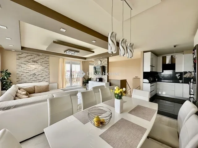 Eladó lakás Pécs 110 nm