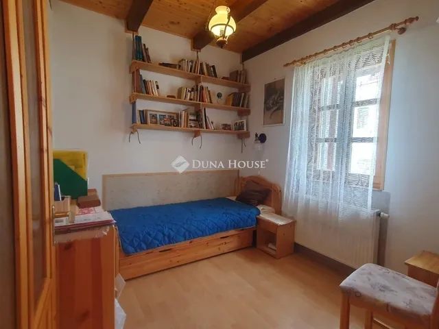 Eladó ház Cserkút 189 nm