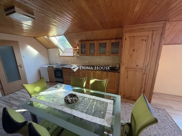 Eladó ház Pécs, Somogy 199 nm