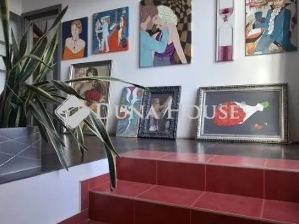 Eladó ház Pécs, Donátus 179 nm