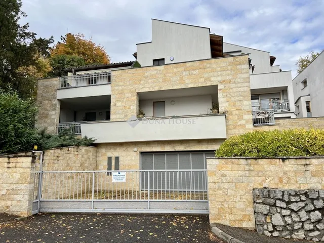 Kiadó lakás Pécs 73 nm