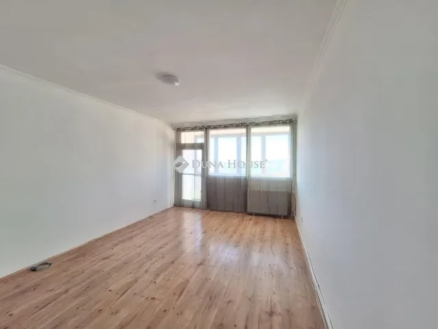 Eladó lakás Pécs, Uránváros 54 nm