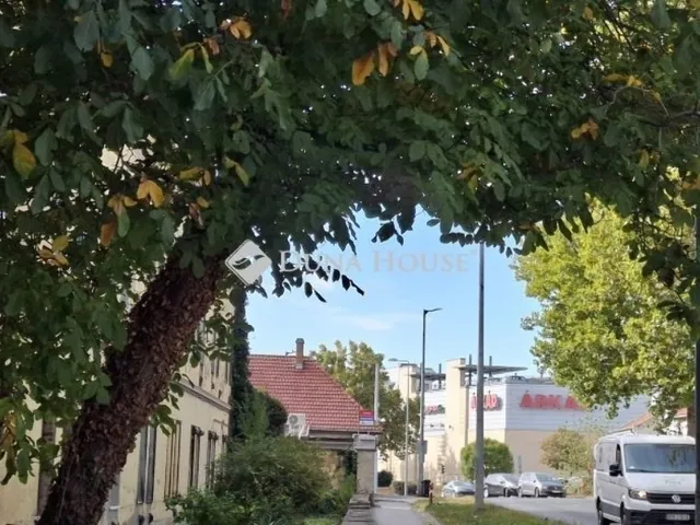 Eladó lakás Pécs, Belváros 30 nm