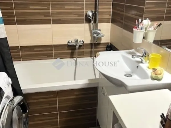 Eladó lakás Pécs 54 nm