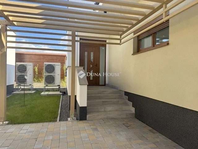Eladó ház Pécs, Kertváros 96 nm