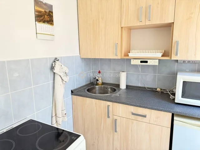 Eladó lakás Pécs, Kertváros 34 nm