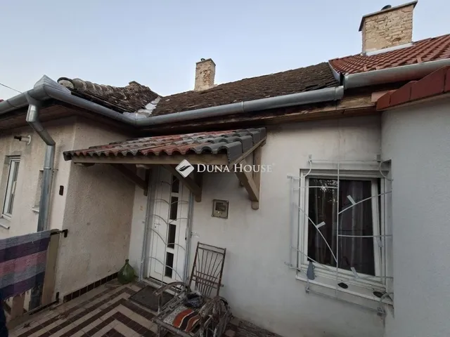 Eladó lakás Pécs, Egyetemváros 79 nm