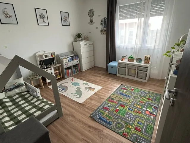 Eladó lakás Pécs, Kertváros 67 nm