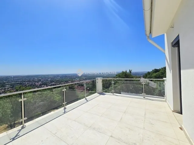 Eladó ház Pécs, Mecsekoldal 92 nm