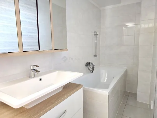 Eladó ház Pécs, Mecsekoldal 92 nm