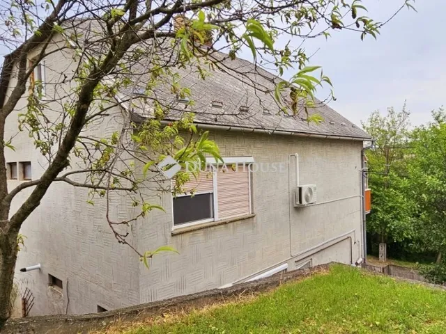 Eladó ház Dunaszekcső 128 nm