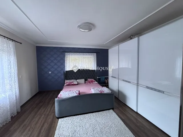 Eladó ház Pécs, Nagyárpád 160 nm