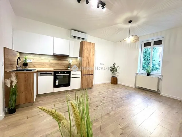 Eladó lakás Pécs 62 nm