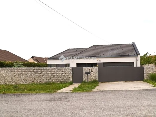 Eladó ház Nagykozár 156 nm