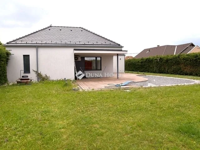 Eladó ház Nagykozár 156 nm