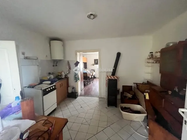 Eladó ház Pécs, Ledina 210 nm