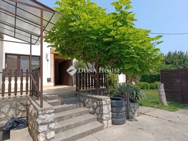 Eladó ház Bóly 181 nm