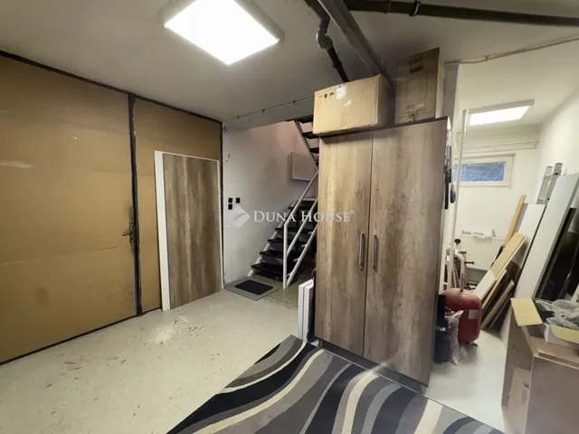 Eladó ház Pécs 195 nm