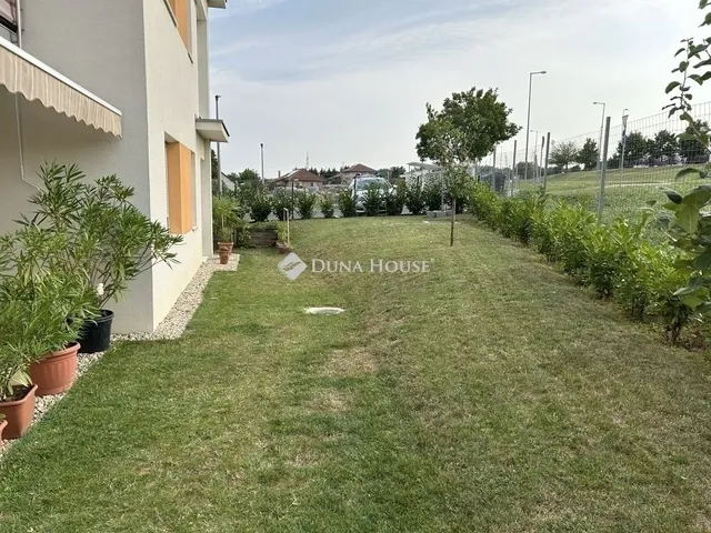Eladó lakás Pécs, Kertváros 92 nm