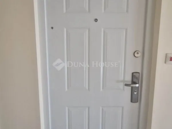 Eladó lakás Pécs, Uránváros 52 nm