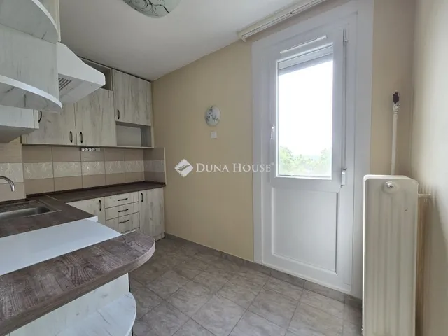 Eladó lakás Pécs, Kertváros 64 nm