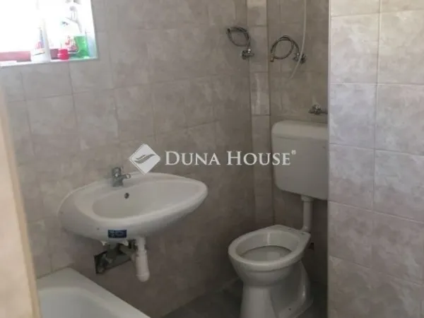 Eladó ház Pécs, Tettye 130 nm