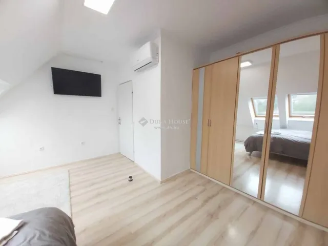 Eladó ház Pécs, Szkókó 120 nm