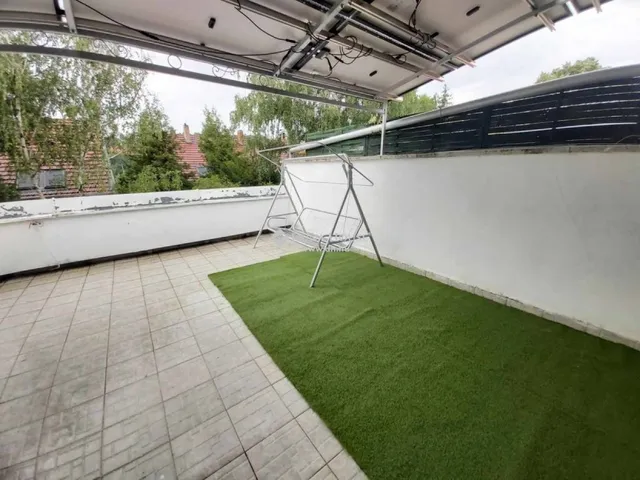 Eladó ház Pécs, Szkókó 120 nm