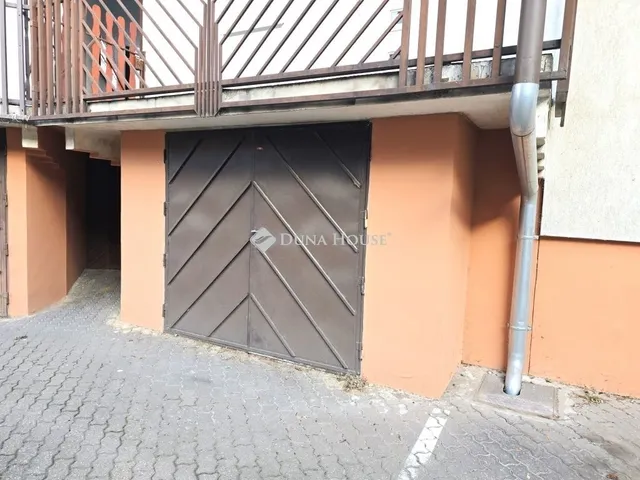 Eladó lakás Pécs, Belváros 71 nm