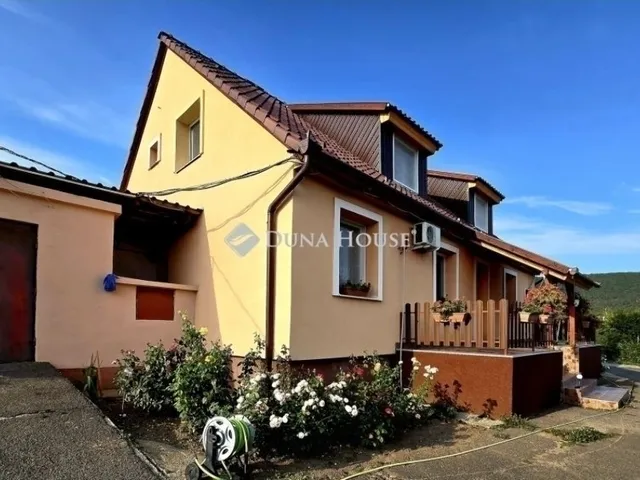 Eladó ház Kővágószőlős 104 nm