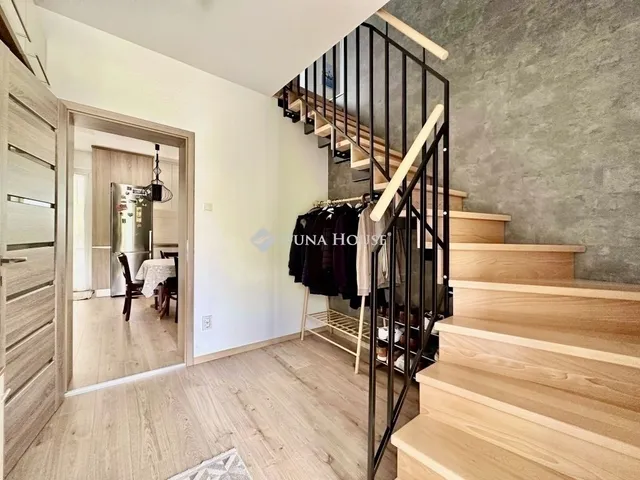 Eladó ház Kozármisleny 200 nm