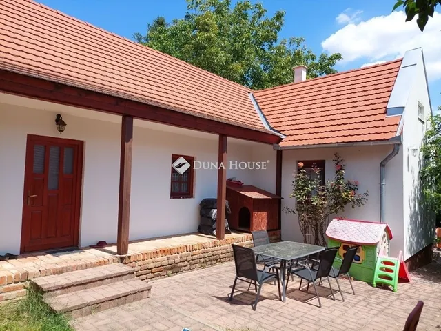 Eladó ház Kozármisleny 77 nm