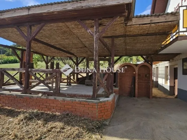 Eladó ház Nagyharsány 209 nm