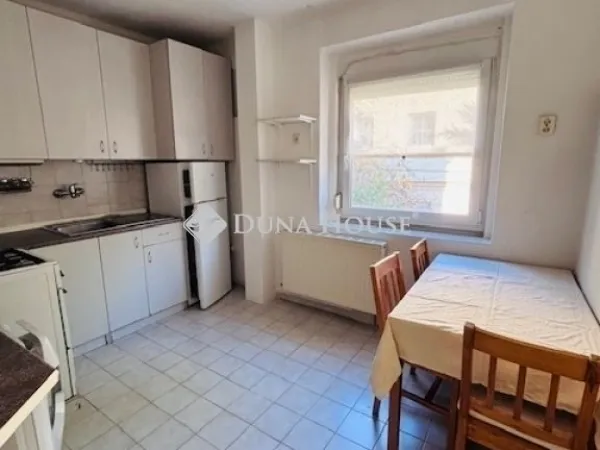Eladó lakás Pécs, Mecsekoldal 58 nm